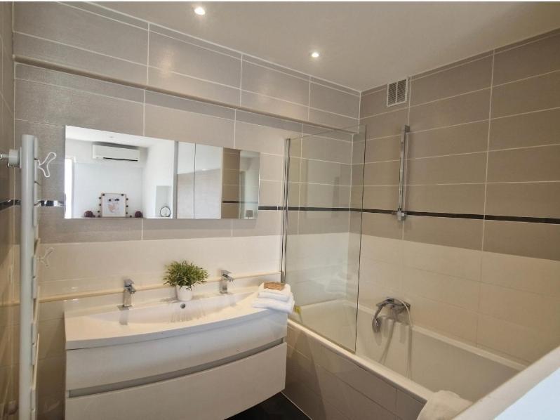 Centre De Nice - Musiciens - Marechal - Balcon 500M Promenade Des Anglais Ngoại thất bức ảnh